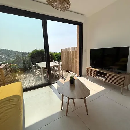 Charming Sea View In * Bormes-les-Mimosas