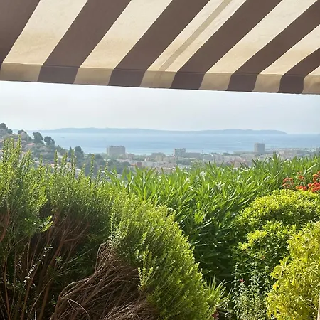 Charming Sea View In Apartamento Bormes-les-Mimosas