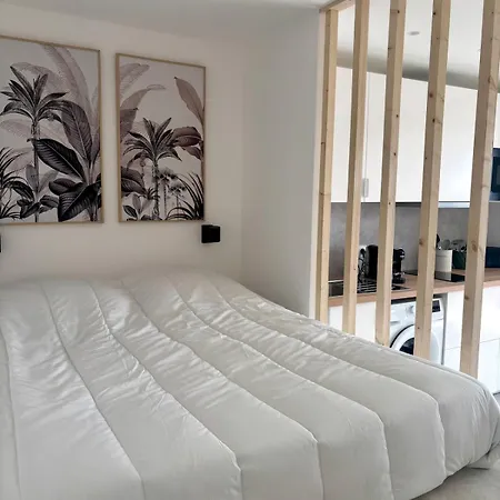 شقة Charming Sea View In *