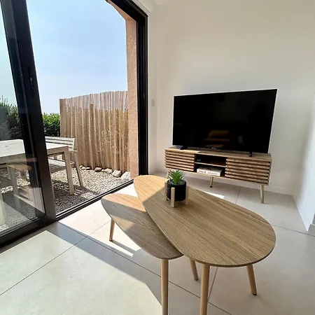 Charming Sea View In بورم لي ميموزا